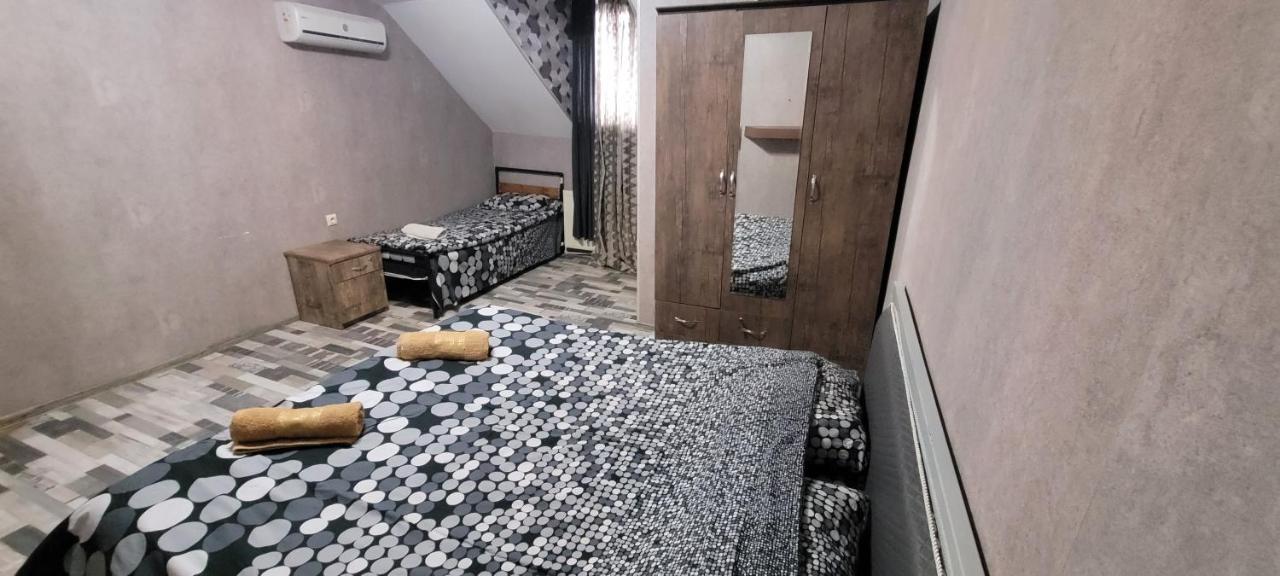 Kiev Hostel Tbilisi Ngoại thất bức ảnh