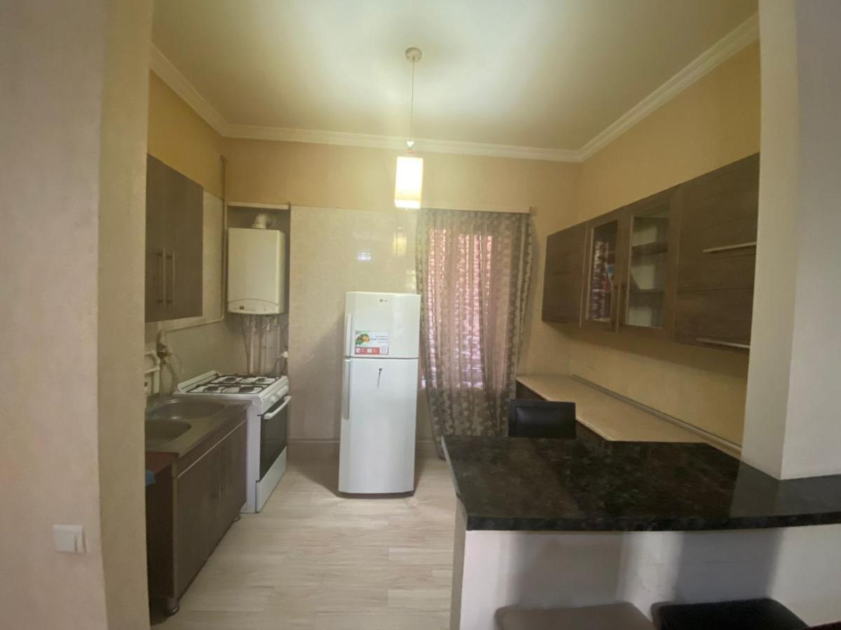 Kiev Hostel Tbilisi Ngoại thất bức ảnh