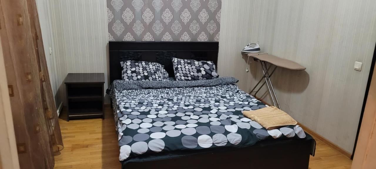 Kiev Hostel Tbilisi Ngoại thất bức ảnh