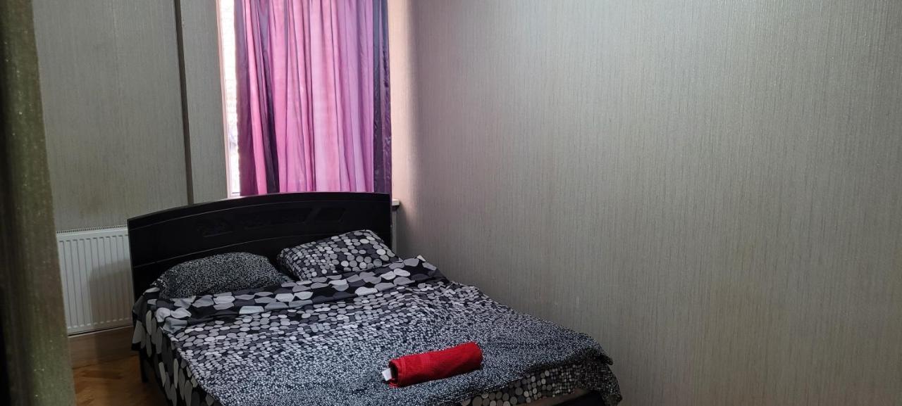Kiev Hostel Tbilisi Ngoại thất bức ảnh