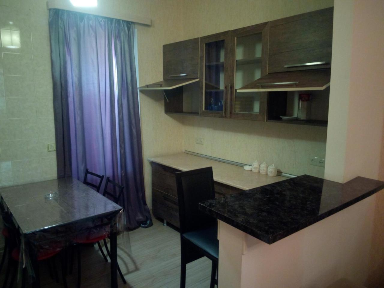 Kiev Hostel Tbilisi Ngoại thất bức ảnh