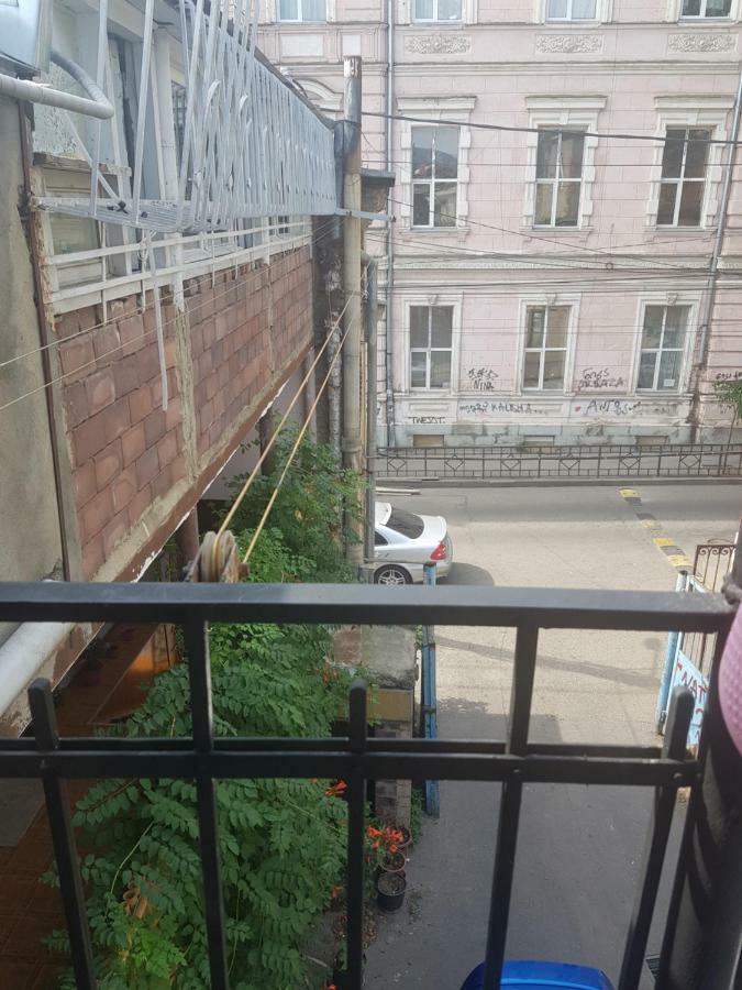 Kiev Hostel Tbilisi Ngoại thất bức ảnh